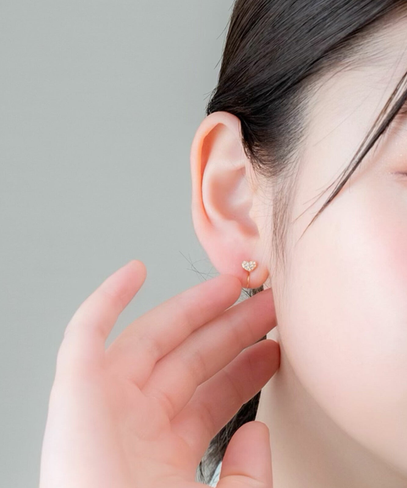 Twinkle Heart Studs Loop Fit Earrings- Sliver (Made In Japan)