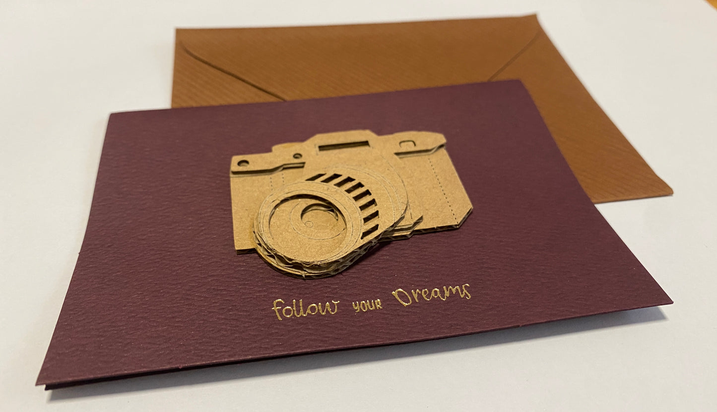 Card-Camera & follow your dream ( Red wine)