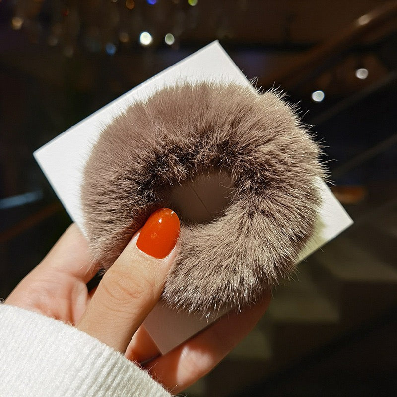 Fluffy Hair Bobble- Brown