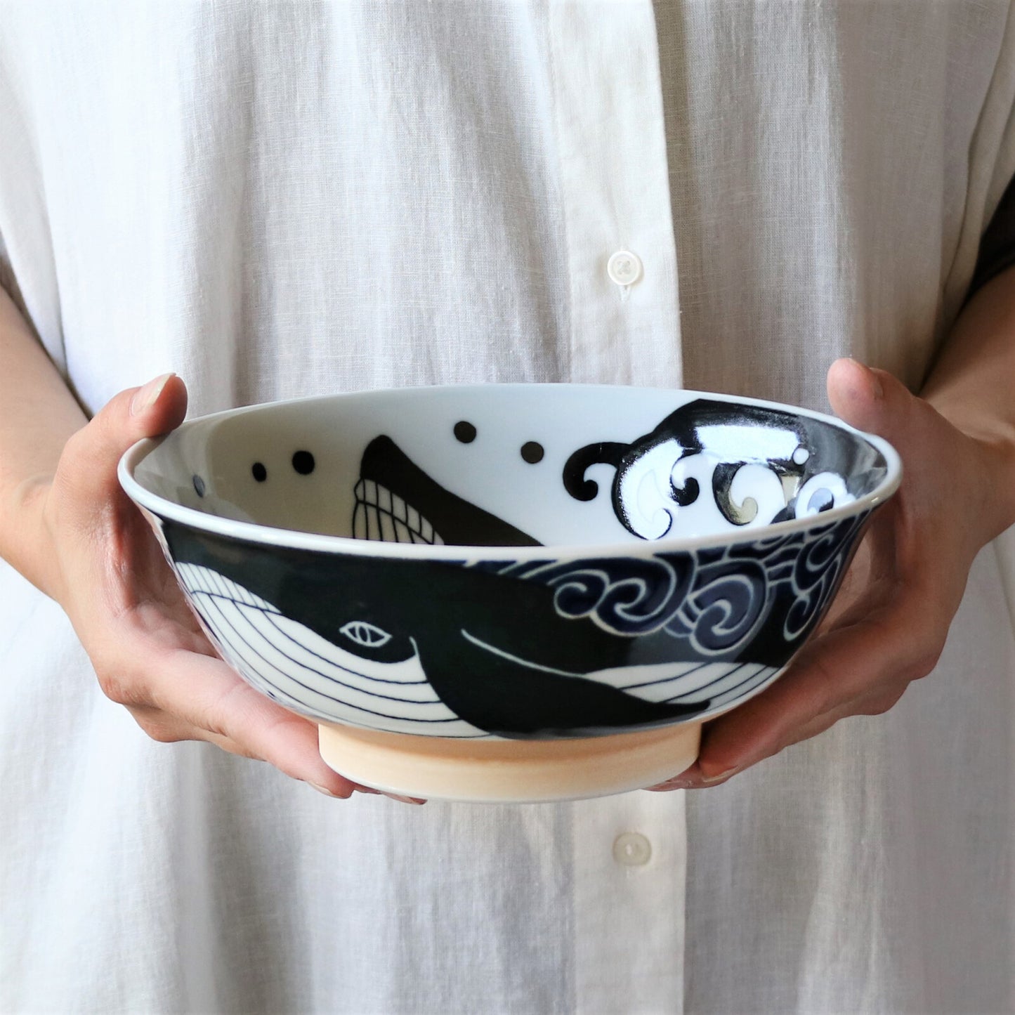 Whale pattern Donburi Ramen Bowl (Made in Japan)