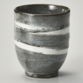 Inguinu White Whirlpool Teacup (Large)