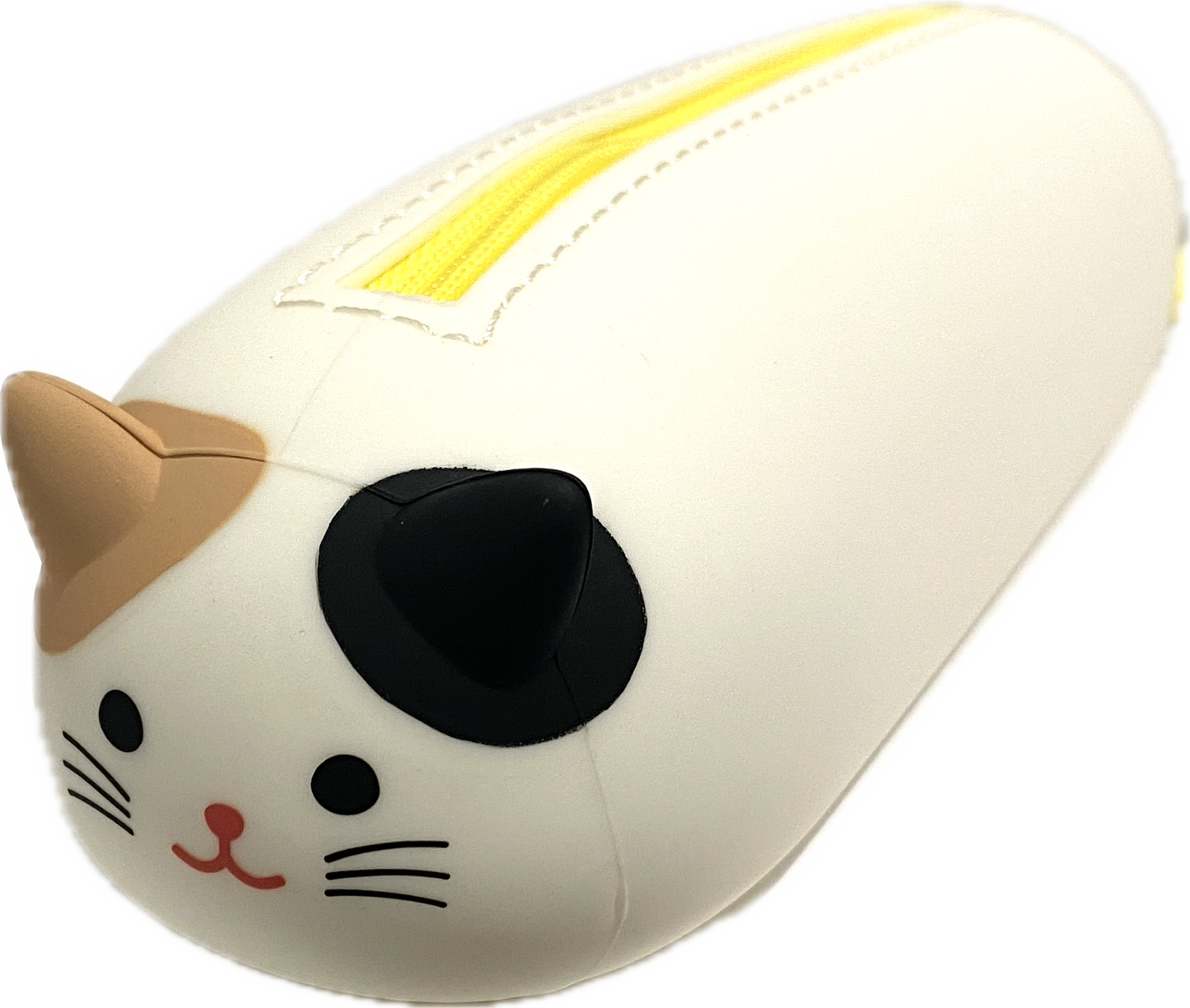 横たわるペンケース