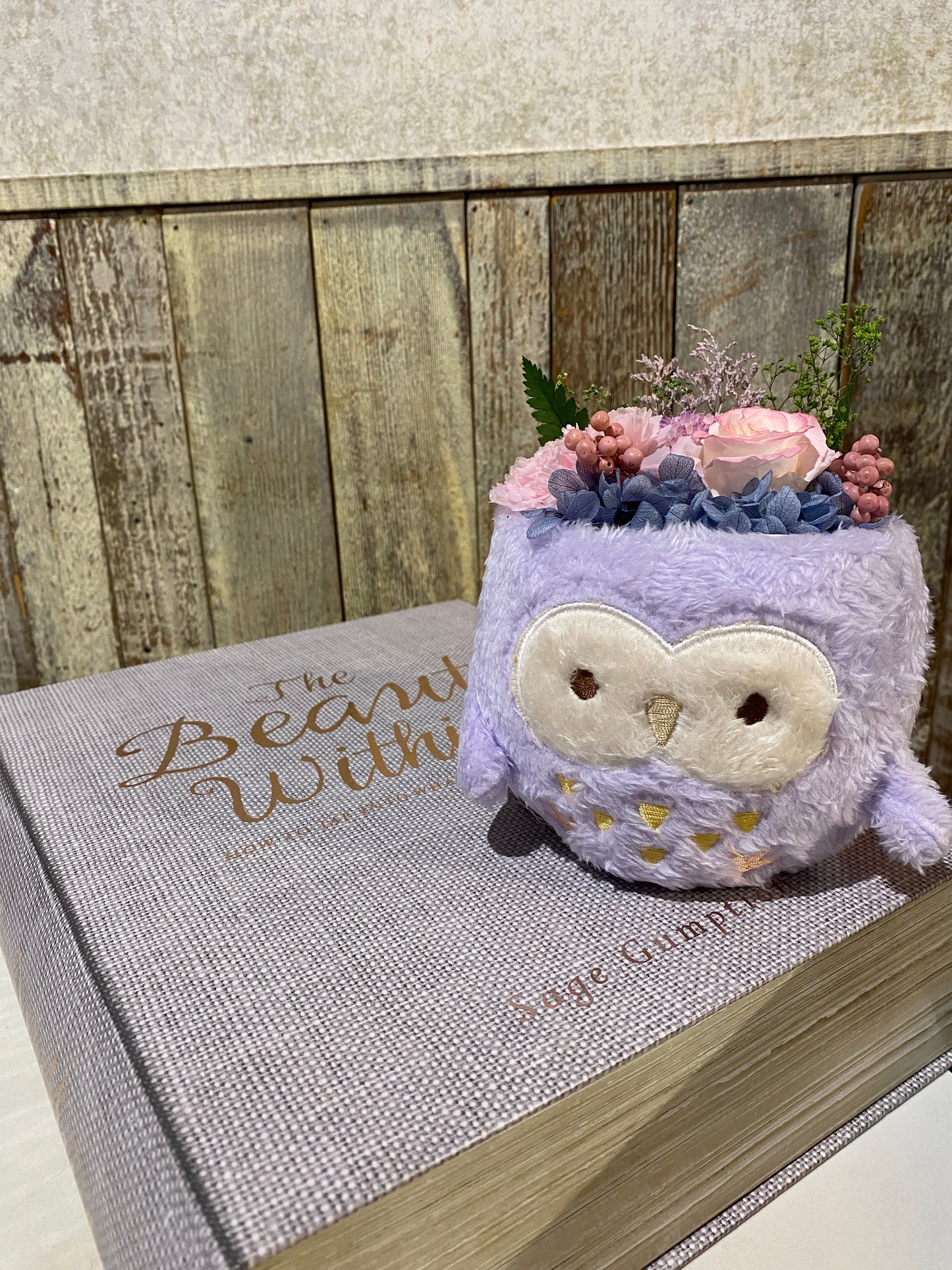 ふわふわフクロウの鉢植え（プリザーブドフラワー）